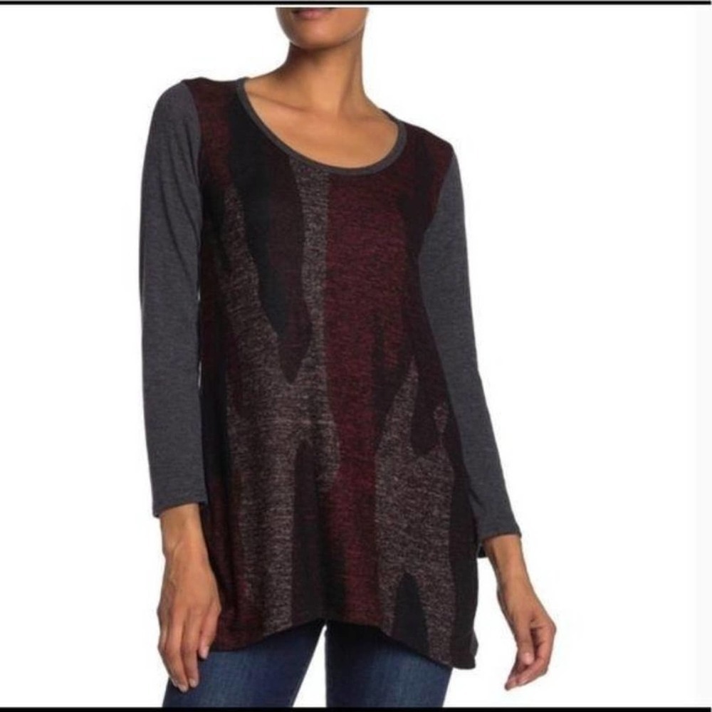 Go Couture Camo Long Sleeve NWT Medium